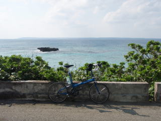 海の向こうに伊良部島