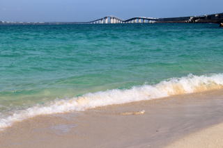 伊良部島側の海